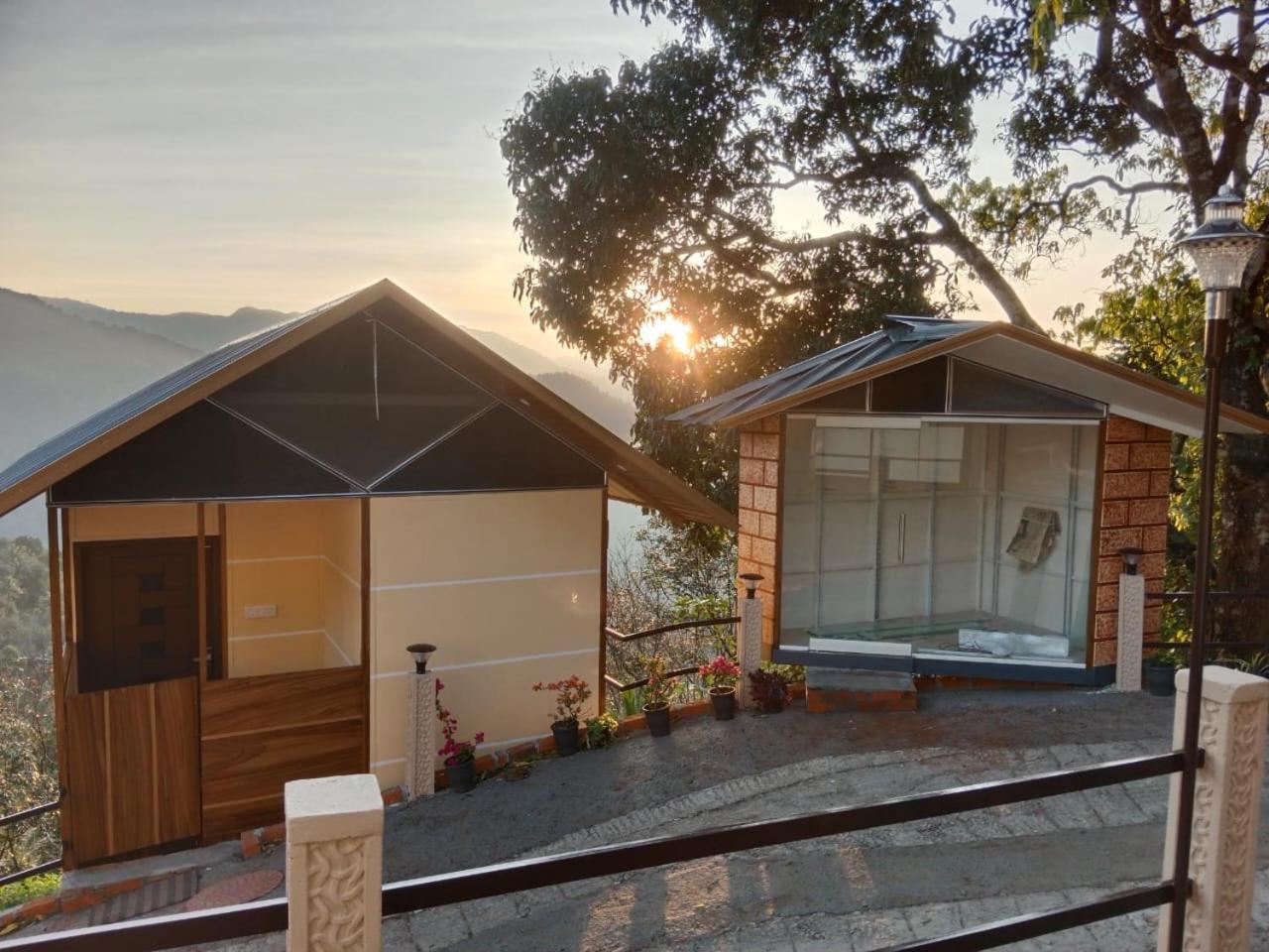 Cloudscape Homestay Pīrmed Εξωτερικό φωτογραφία