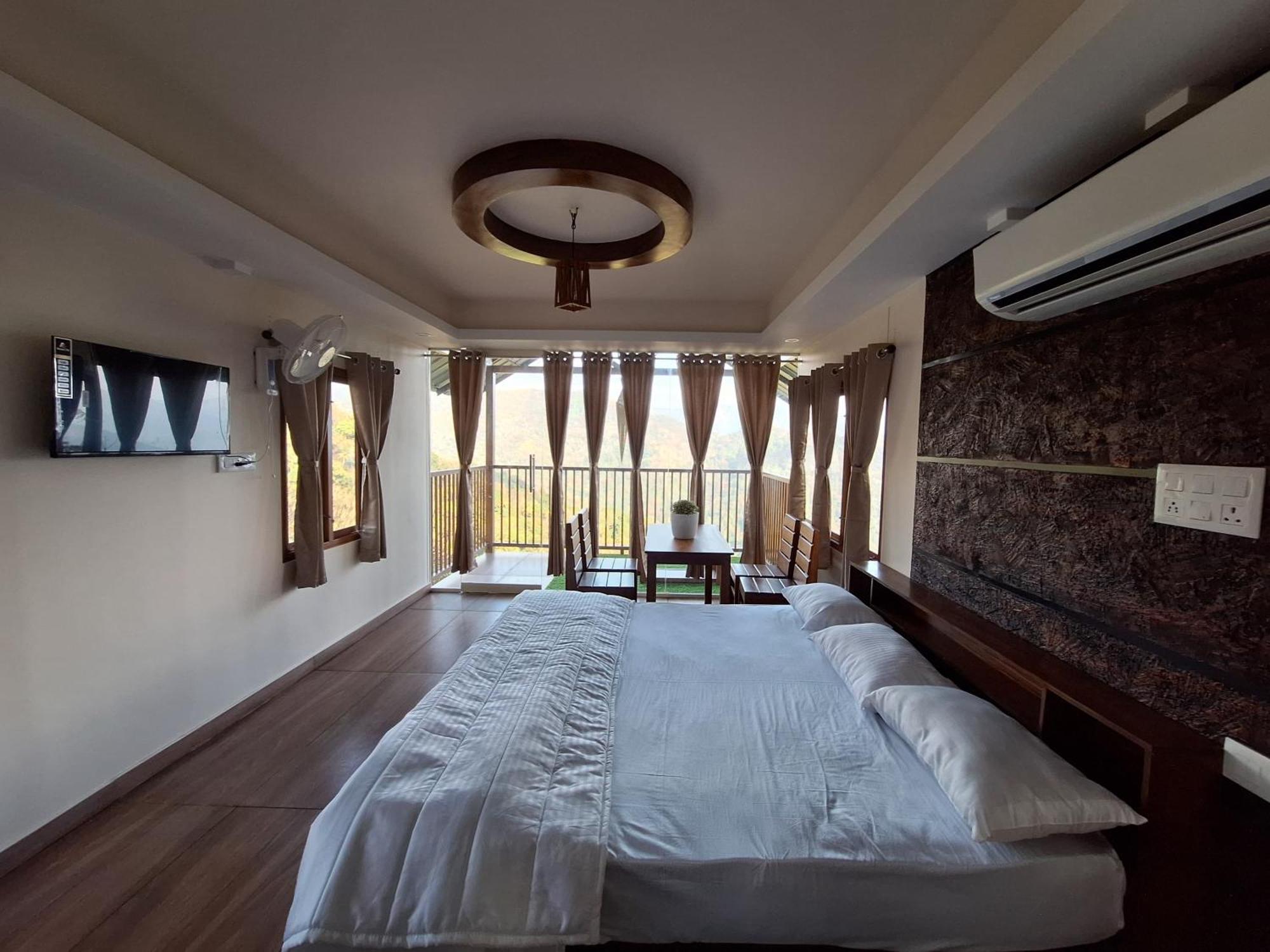 Cloudscape Homestay Pīrmed Εξωτερικό φωτογραφία